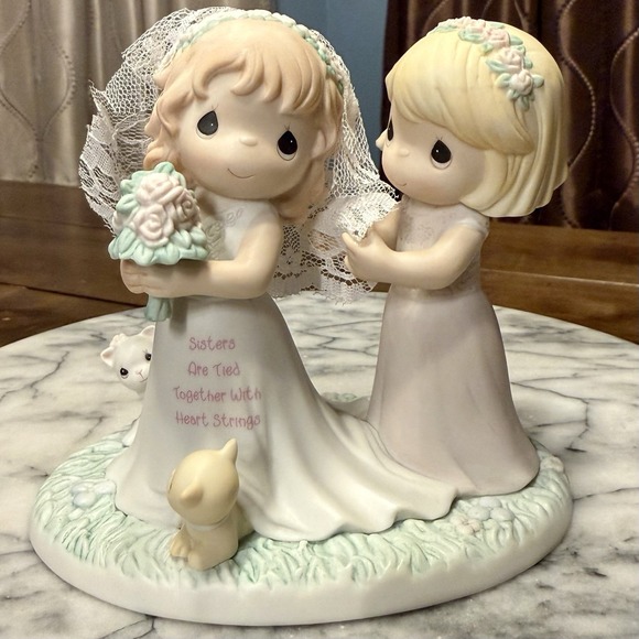 Precious Moments Jewelry - Precious Moments Sisters Are Tied Together With Heart Strings 2008 Wedding Bride